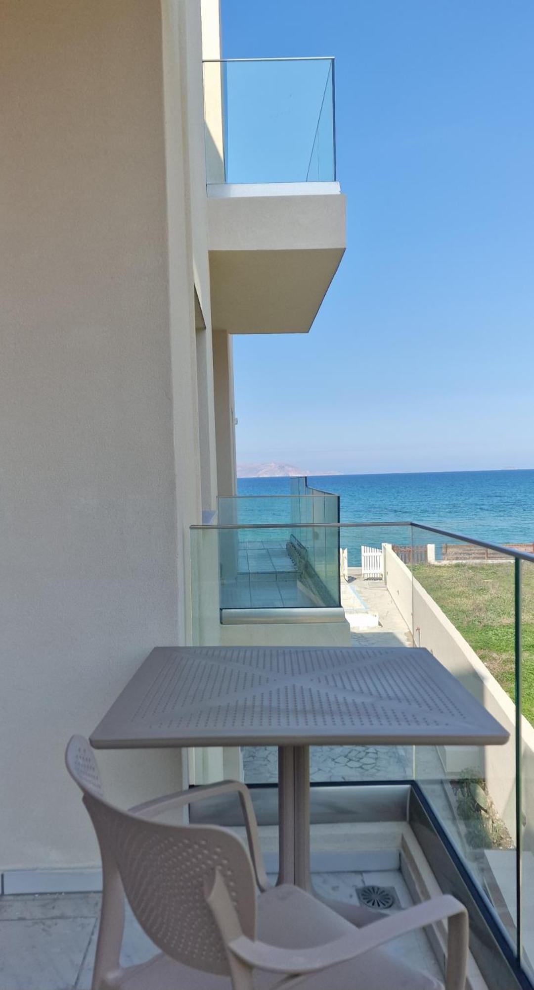 Almare Beach Kokkini Hani Kültér fotó