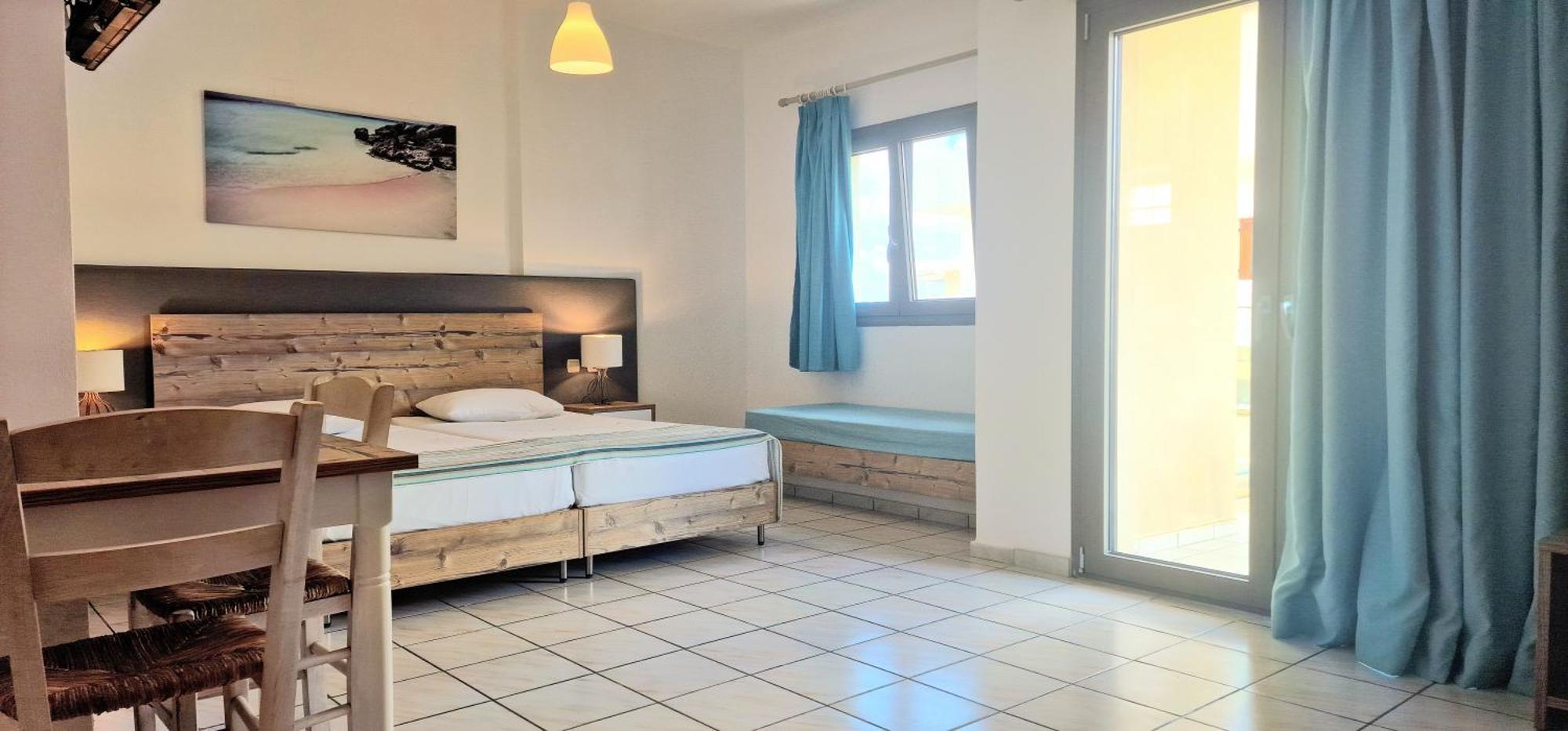 Almare Beach Kokkini Hani Kültér fotó